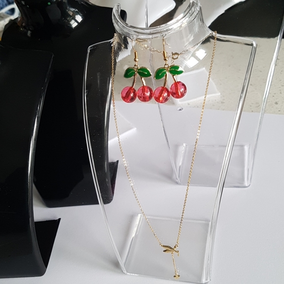 Earrings Display Necklace Display (20 cm heigh x 13.5 cm width x 6 cm) - Picture 7 of 17